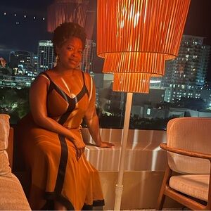 Meet your Posher, Nashara